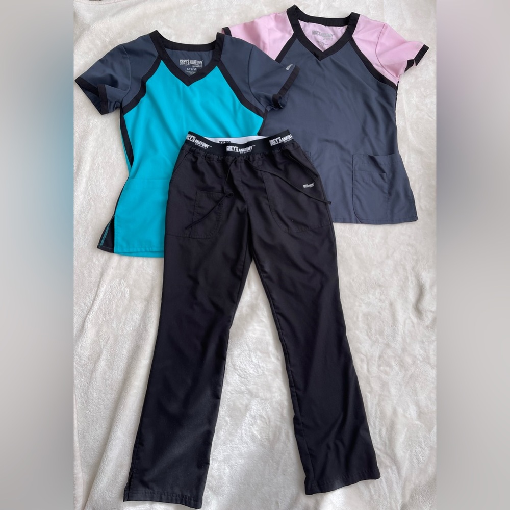 Grey’s Anatomy Scrubs Tops & Pants SMALL